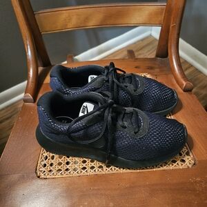 Nike Black Athletic Shoes